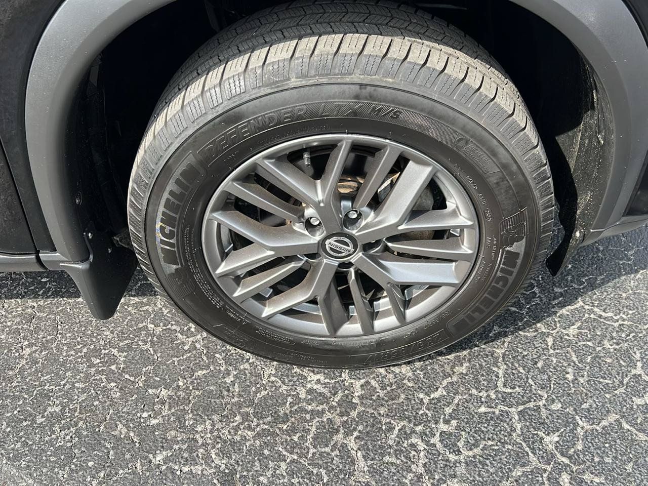 Used 2021 Nissan Rogue S AWD/4WD image 24