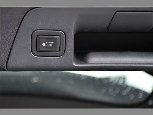 Used 2022 Buick Envision Preferred FWD image 23