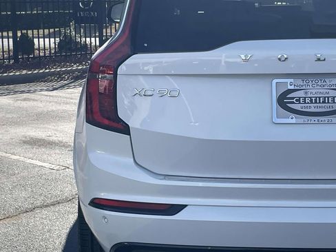 Used 2026 Volvo XC90 B6 Ultra w/ Lounge Package image 13