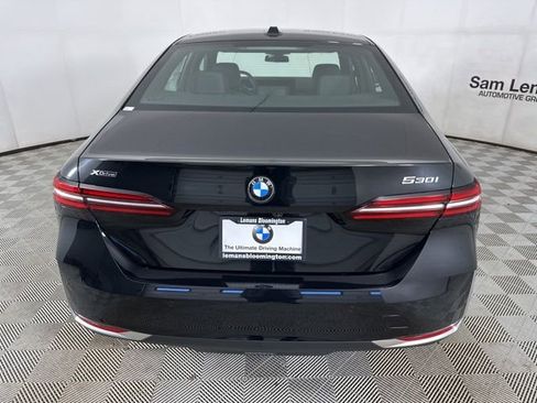 New 2025 BMW 530i xDrive w/ Premium Package image 20