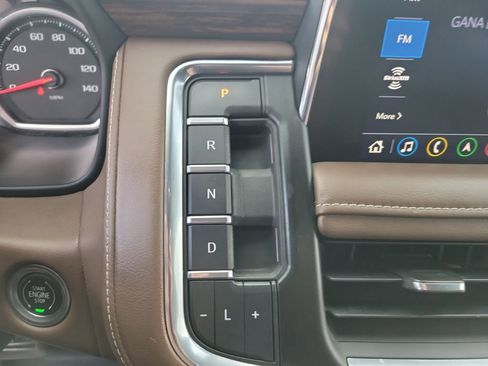 Used 2021 Chevrolet Suburban High Country image 24