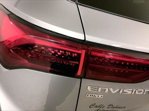 Used 2025 Buick Envision Preferred image 27