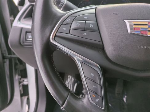 Used 2019 Cadillac XT5 Premium Luxury image 24