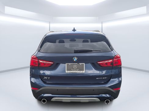 Used 2021 BMW X1 sDrive28i w/ Convenience Package FWD image 4