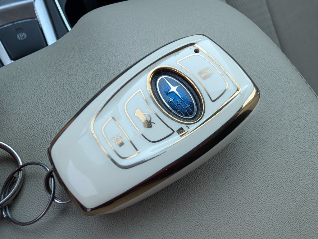 Used 2019 Subaru Ascent Premium AWD/4WD image 23