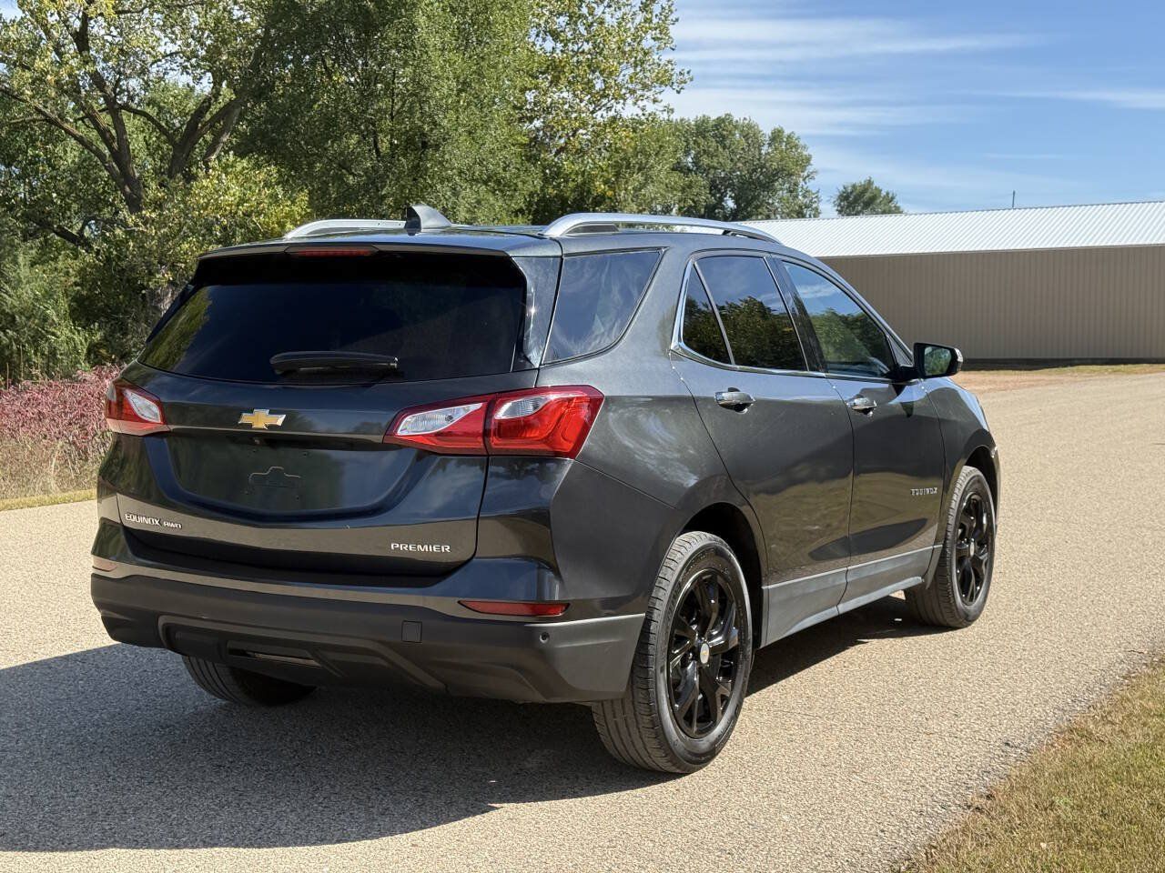 Used 2021 Chevrolet Equinox Premier AWD/4WD image 5