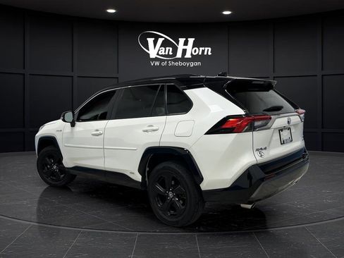 Used 2021 Toyota RAV4 XSE image 3