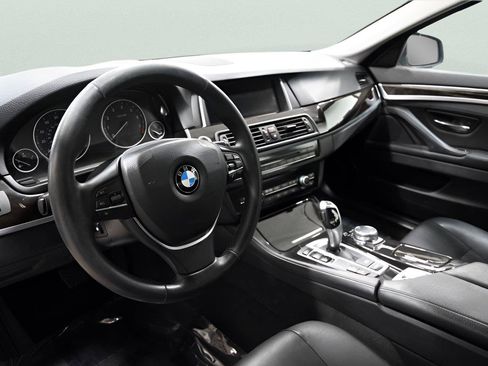 Used 2015 BMW 528i xDrive Sedan AWD/4WD image 10