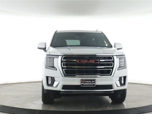 Used 2024 GMC Yukon SLT w/ SLT Premium Package AWD/4WD image 12