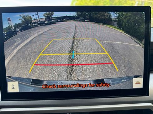 Used 2024 Toyota Tacoma TRD Sport AWD/4WD image 24