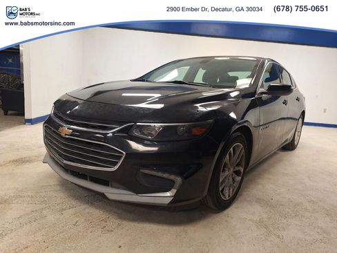 Used 2018 Chevrolet Malibu LT FWD image 1