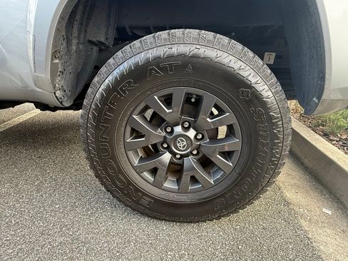 Used 2020 Toyota Tacoma SR5 image 52