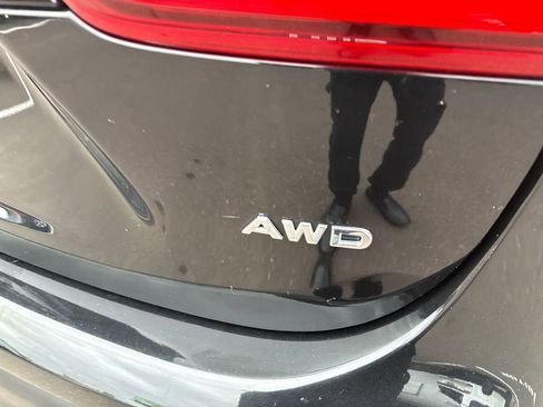 Used 2020 Nissan Rogue Sport S image 12