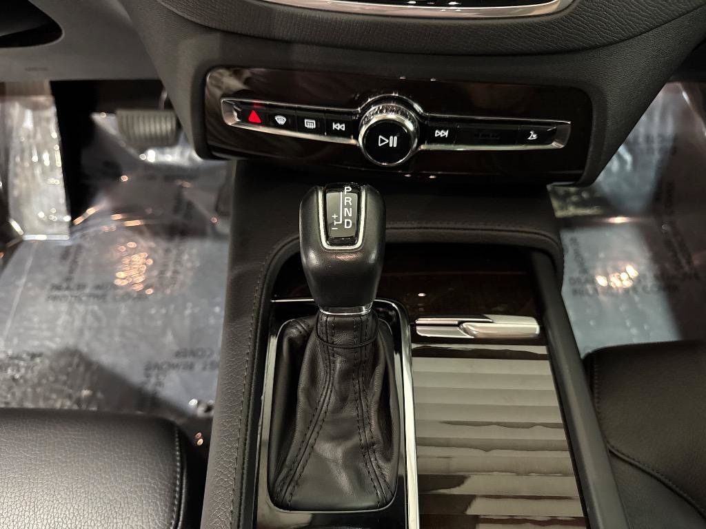Used 2019 Volvo XC90 T6 Momentum w/ Protection Package AWD/4WD image 47