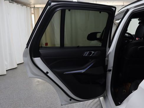 Used 2026 BMW X5 M60i AWD/4WD image 34