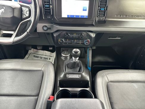 Used 2021 Ford Bronco Black Diamond image 16