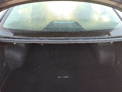 Used 2023 Nissan Altima 2.5 SV image 9