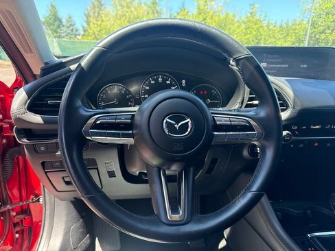 Used 2020 MAZDA MAZDA3 Sedan w/ Premium Package FWD image 11