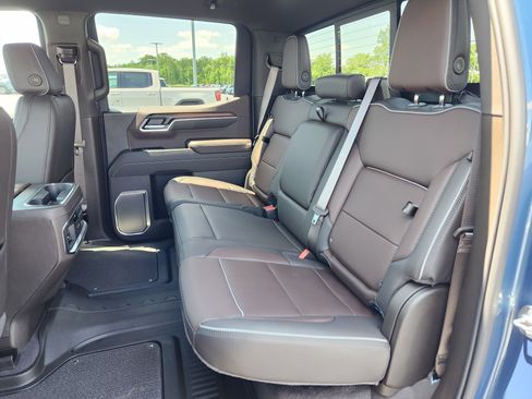 New 2026 GMC Sierra 1500 Denali w/ Technology Package AWD/4WD image 7