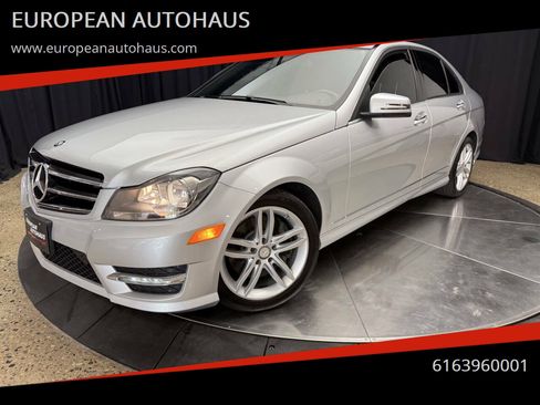 Used 2014 Mercedes-Benz C 300 4MATIC Sedan image 1