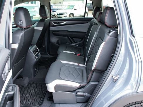 New 2026 Volkswagen Atlas Peak Edition image 26
