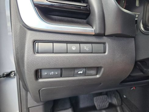 Used 2021 Nissan Rogue Platinum FWD image 23