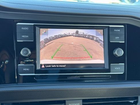 Used 2024 Volkswagen Jetta Sport image 26