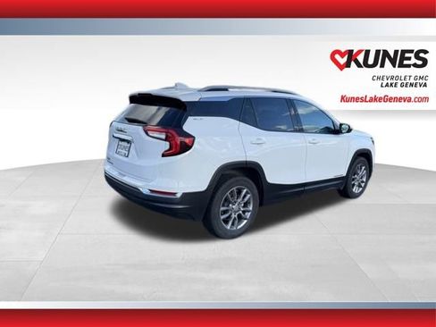 Used 2024 GMC Terrain SLT image 4