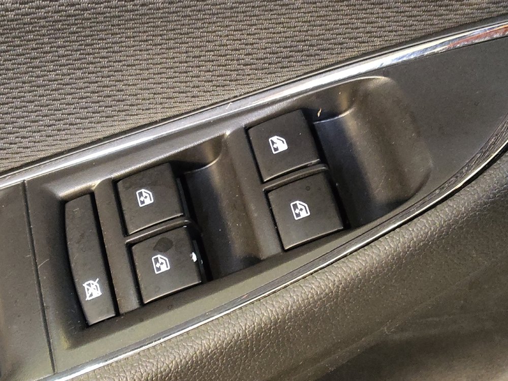Used 2019 Chevrolet Cruze LS w/ LS Convenience Package FWD image 27