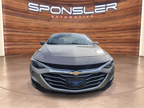 Used 2022 Chevrolet Malibu LT image 10