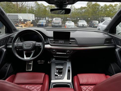 Used 2018 Audi SQ5 Prestige image 6
