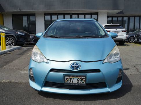 Used 2013 Toyota Prius C Three FWD image 3