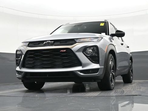 Used 2023 Chevrolet TrailBlazer RS w/ Sun and Liftgate Package image 30