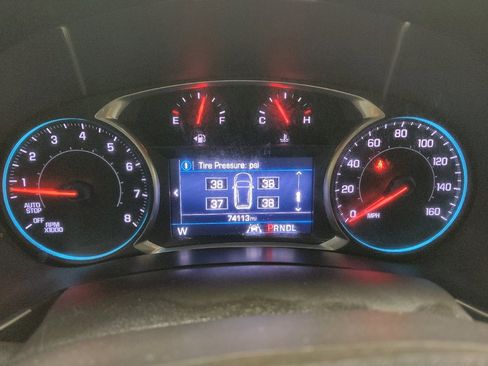 Used 2019 Chevrolet Equinox LT w/ Driver Convenience Package image 23