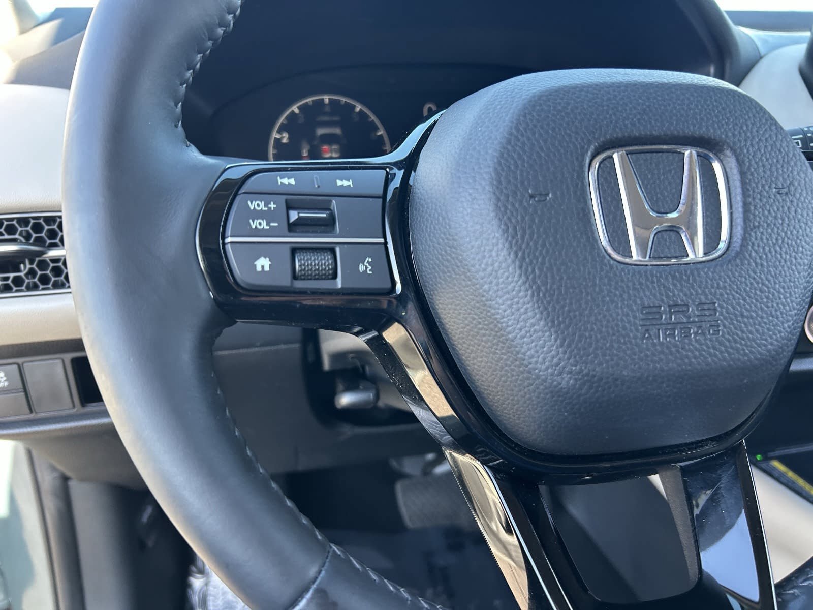 Certified 2024 Honda HR-V EX-L image 27
