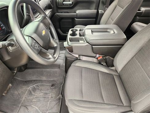 Used 2023 Chevrolet Silverado 1500 Custom image 9