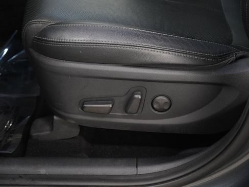 Used 2019 Hyundai Santa Fe Limited AWD/4WD image 23