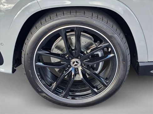 New 2026 Mercedes-Benz GLS 450 4MATIC image 10