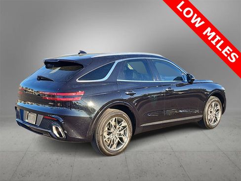 Certified 2024 Genesis GV70 2.5T image 8