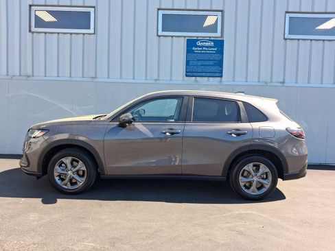 Used 2026 Honda HR-V LX image 2