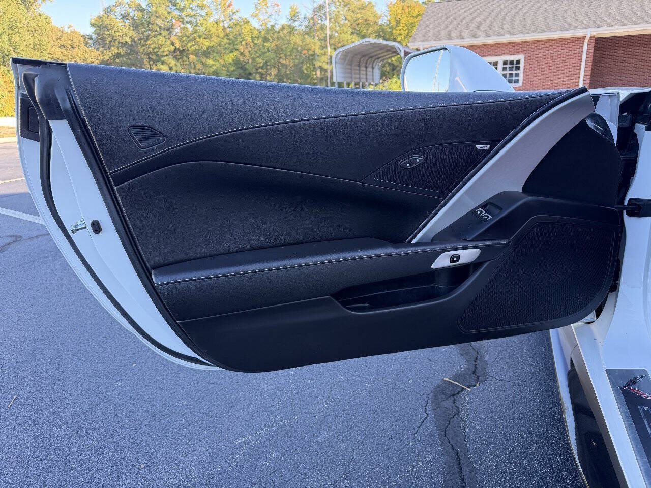 Used 2018 Chevrolet Corvette Stingray Coupe w/ 1LT RWD image 15