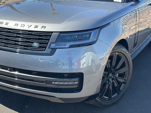New 2026 Land Rover Range Rover SE AWD/4WD image 2