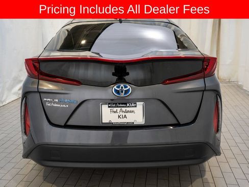 Used 2022 Toyota Prius Prime LE FWD image 4