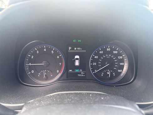 Used 2023 Hyundai Kona SEL FWD image 4