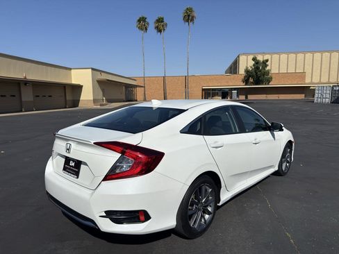 Used 2019 Honda Civic EX image 7