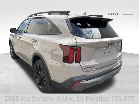 Certified 2025 Kia Sorento SX Prestige w/ Sage Leather Package AWD/4WD image 5