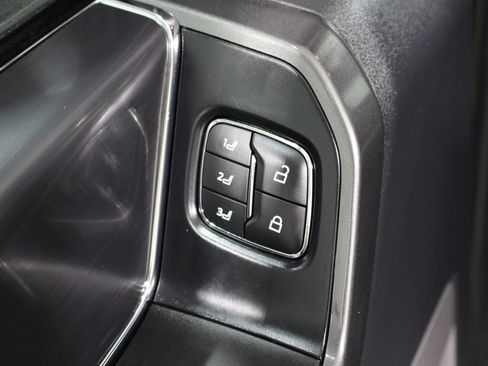 Used 2023 Ford F150 Lariat w/ Equipment Group 502A High AWD/4WD image 8