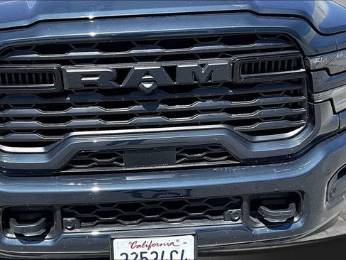 Used 2025 RAM 2500 Big Horn AWD/4WD image 29