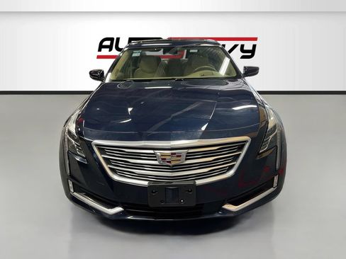 Used 2018 Cadillac CT6 Platinum AWD/4WD image 2