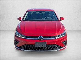 Used 2025 Volkswagen Jetta SE video 2